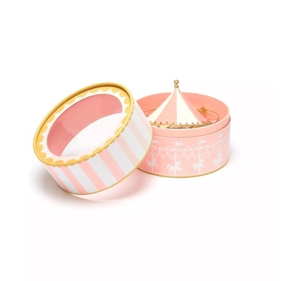 King Arthur Carrousel Fascinator For Adults - Picture 3 of 16